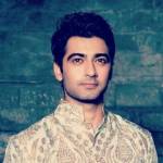 Bridging Online Profile Picture