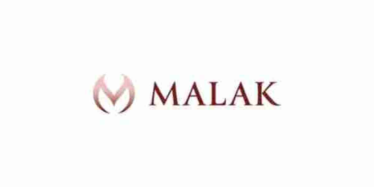 Best Makeup Products Selling Store in Pakistan for All Skin Types