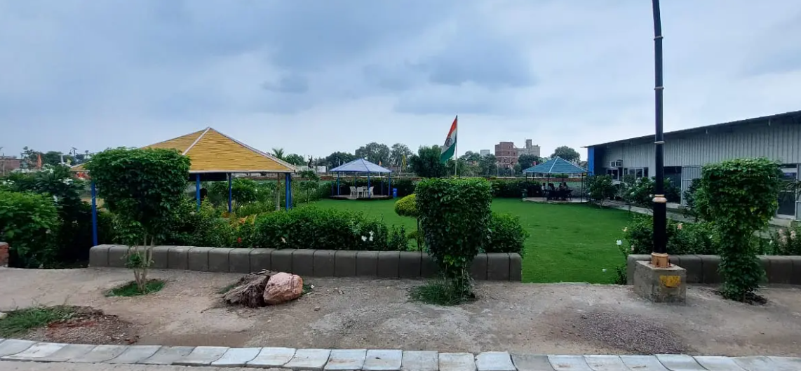 Build Your Business Legacy: Explore High-Growth Commercial Plots in Jewar Airport with Maxpine Group – Maxpine Group: Buy Land Near Jewar Airport