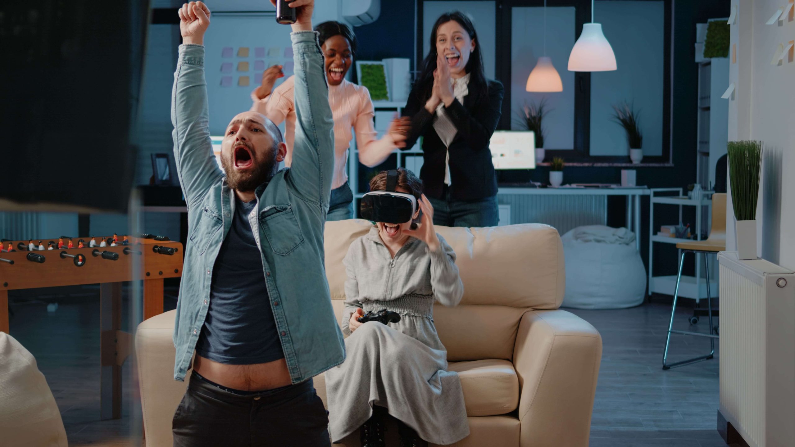 Remote vs. In-Person Team Building Events: Which Is Best for Your Team?