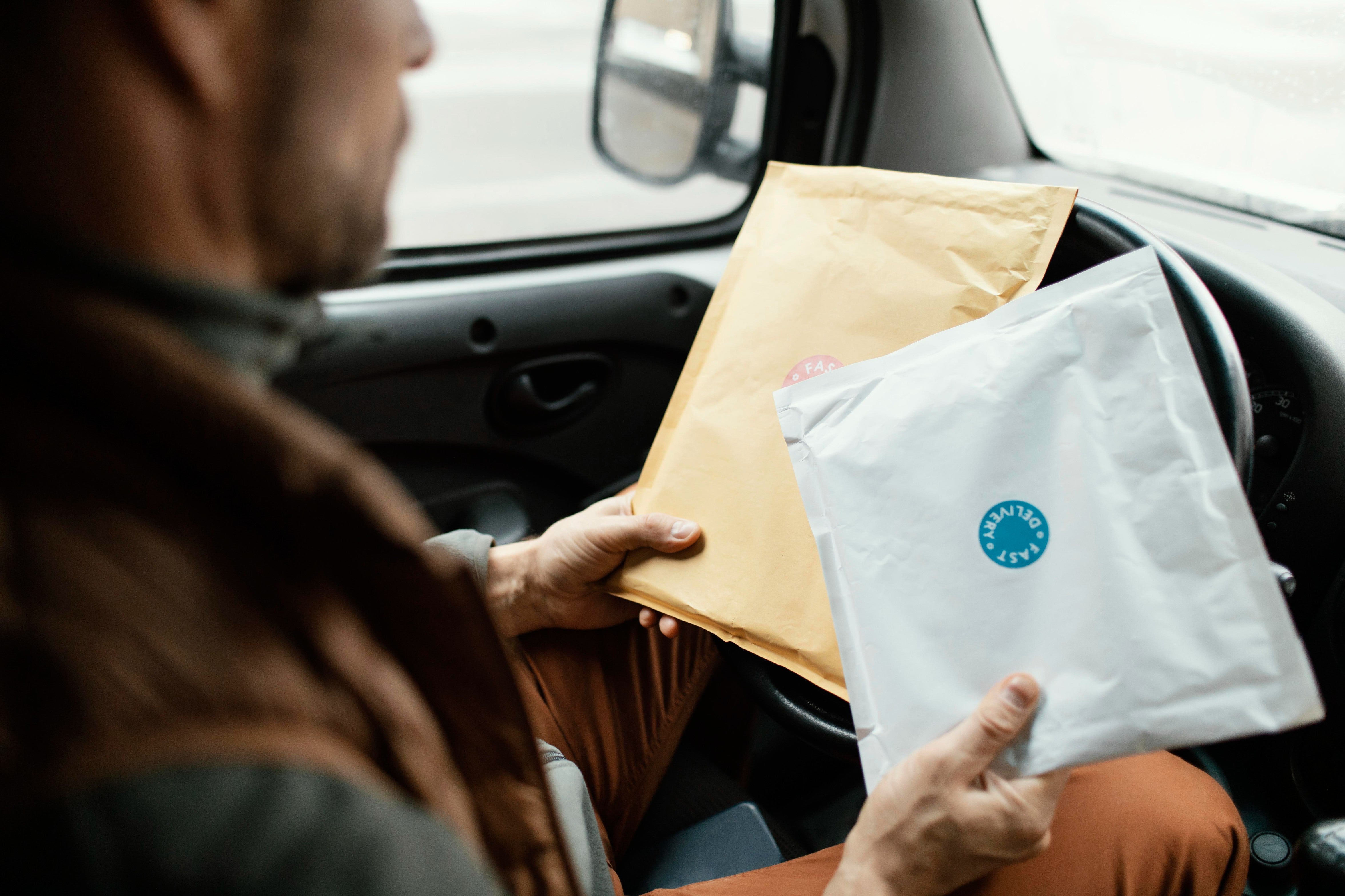 Pro Photographers are Switching to Rigid Photo Mailers